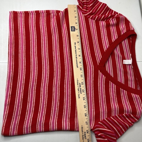 Colsie Small Lightweight Knitted Top Red Pink Striped Long Sleeves Crop VNeck - Picture 6 of 9
